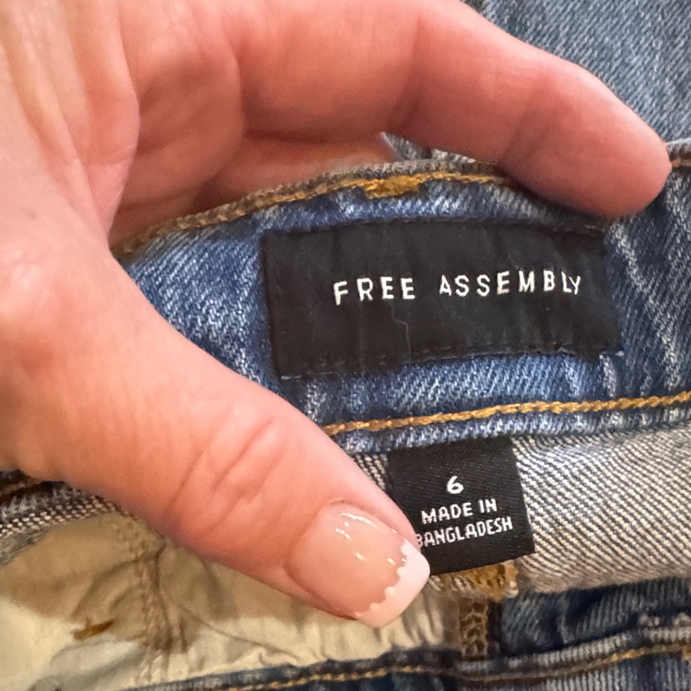 Barrel Leg Size 6 Free Assembly High-Rise Light Blue Mom Jeans - Picture 6 of 9